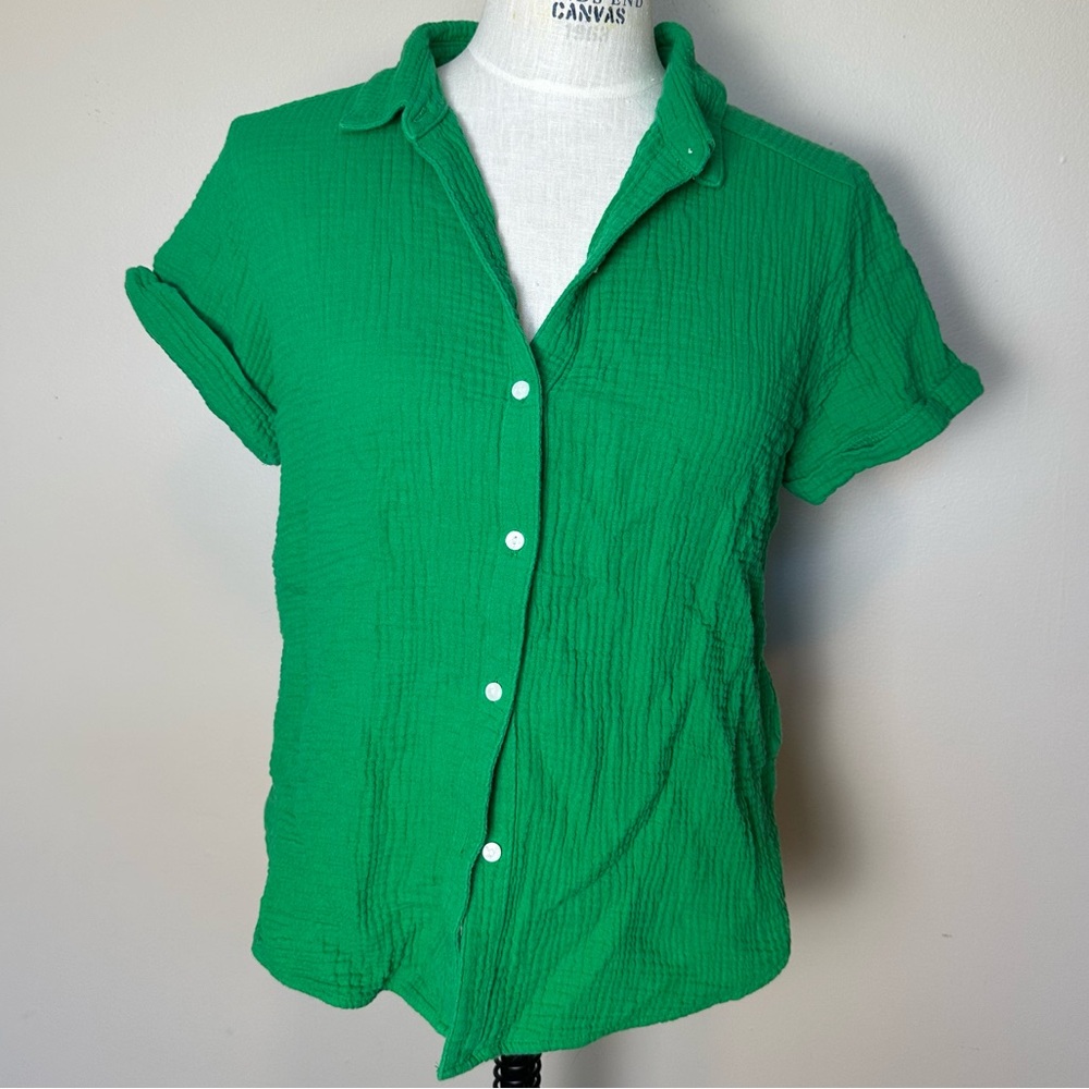 Lucky Brand Green button up short sleeve blouse